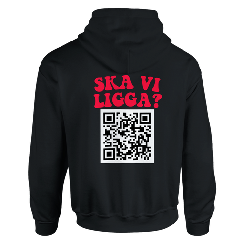 Svart MC hoodie med rött ryggtryck Ska Vi Ligga och custom QR-kod – BikerQR